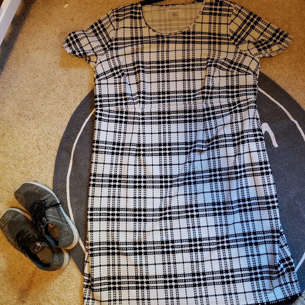 Motherhood Maternity Dress